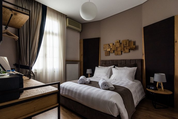 Acropolis Exclusive Residence