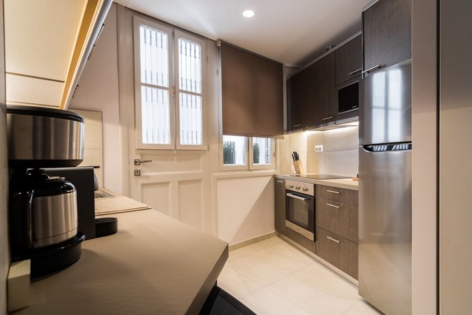 Acropolis Exclusive Residence