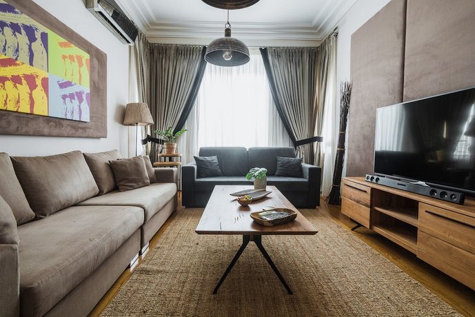 Acropolis Exclusive Residence