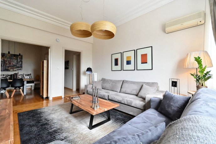 Acropolis Exclusive Residence
