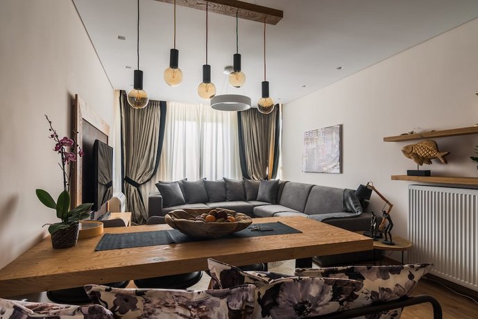 Acropolis Exclusive Residence
