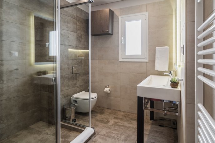 Acropolis Exclusive Residence