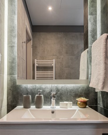 Acropolis Exclusive Residence