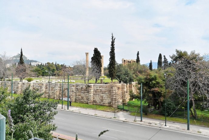 Acropolis Exclusive Residence