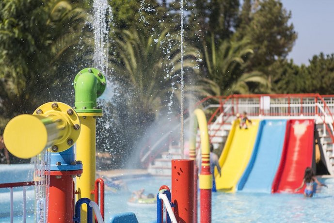 Recreational_facility