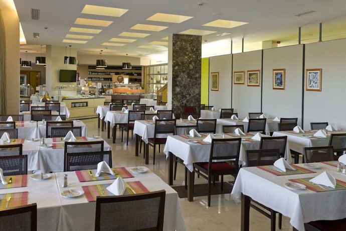 Bar_Restaurant