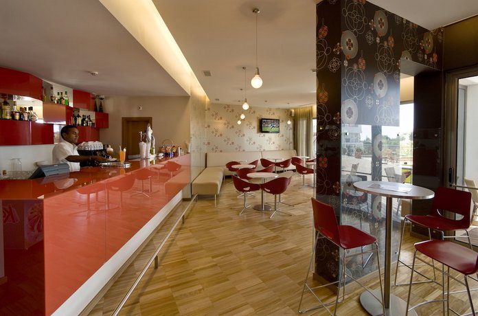 Bar_Restaurant