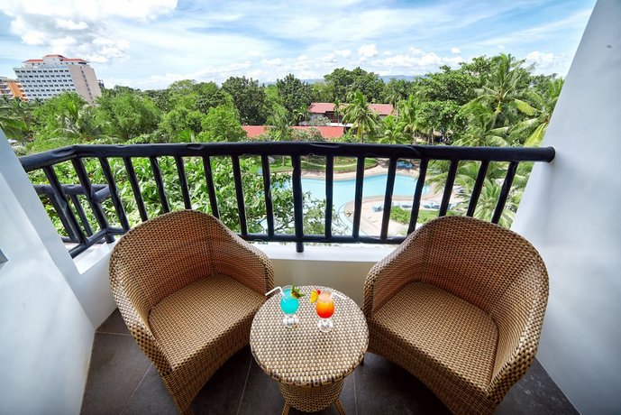 Cebu White Sands Resort and Spa