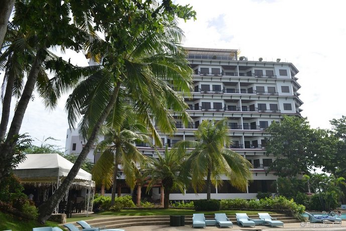 Cebu White Sands Resort and Spa