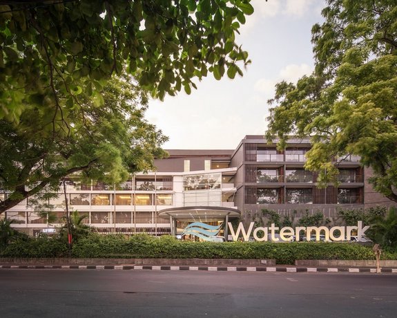 Suites by Watermark Hotel and Spa