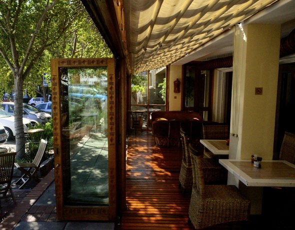 iKhaya Lodge