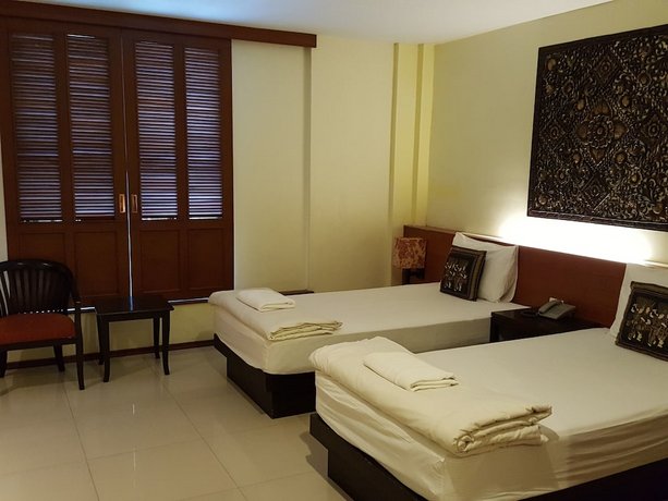 Serene Asoke Suites