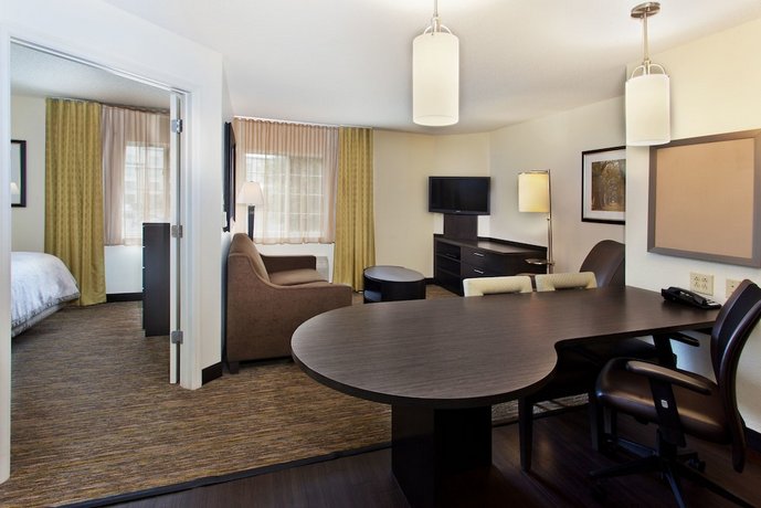 Candlewood Suites OC Airport Irvine West