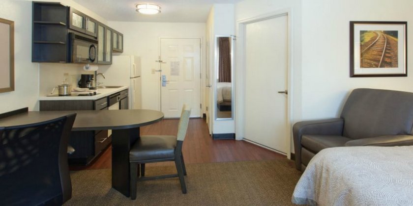 Candlewood Suites OC Airport Irvine West