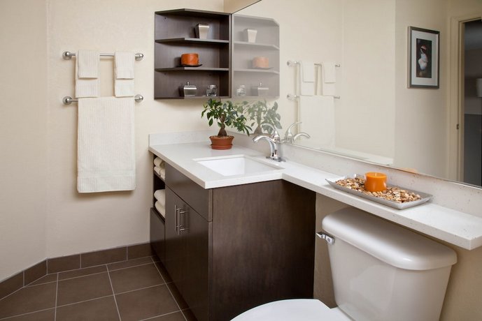 Candlewood Suites OC Airport Irvine West