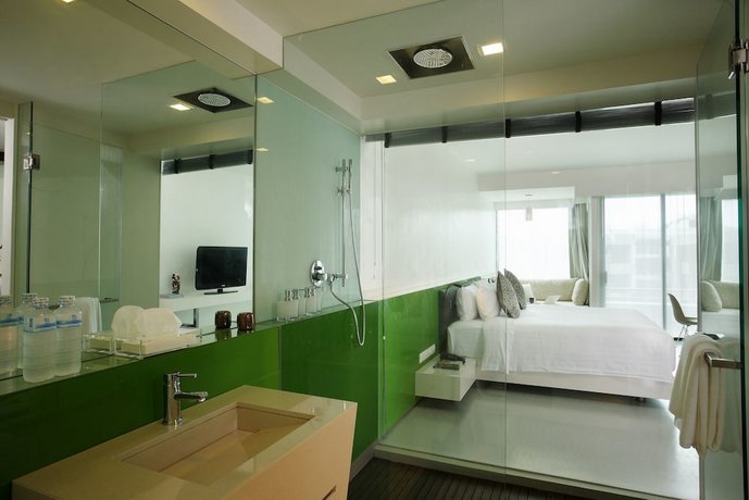B-Lay Tong Beach Resort