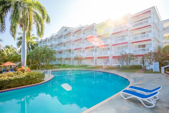 Royal Decameron Montego Beach Resort - ALL INCLUSIVE