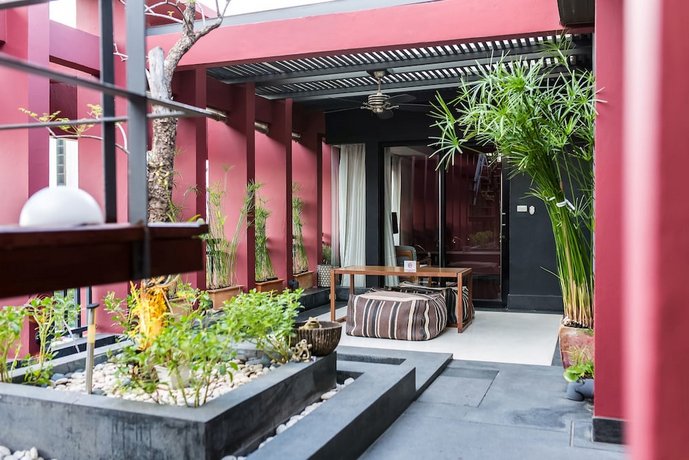 Loogchoob Homestay