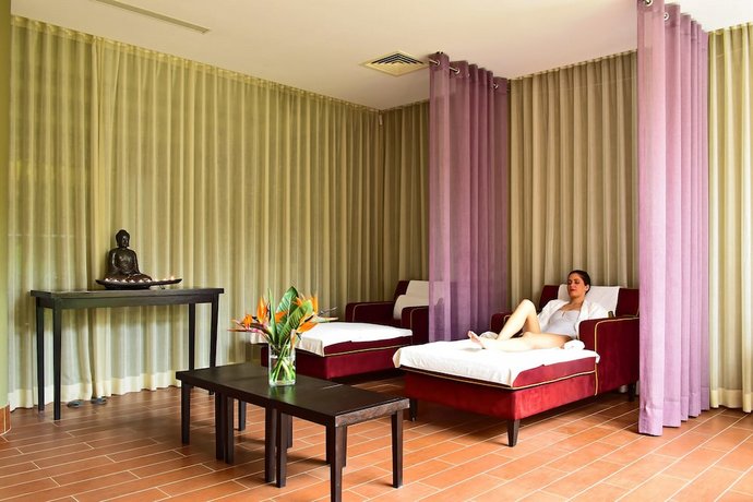 Pestana Promenade Ocean Resort Hotel