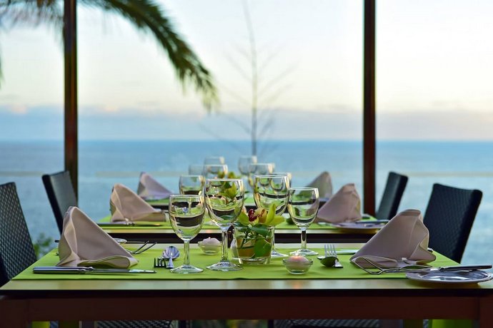 Pestana Promenade Ocean Resort Hotel