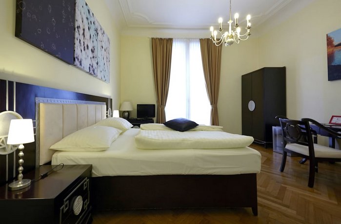 Hotel Pension Museum