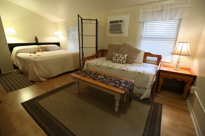 O'Casey's Boutique Inn