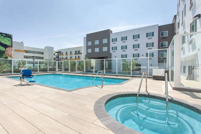 wyndham garden anaheim