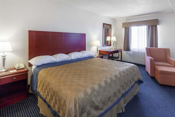 Days Inn by Wyndham Flagstaff I 40