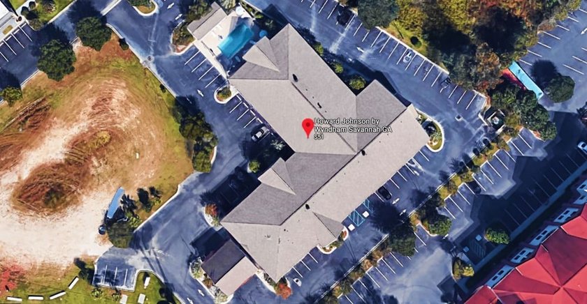 Howard Johnson by Wyndham Savannah GA