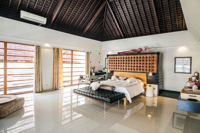 Villa Karishma