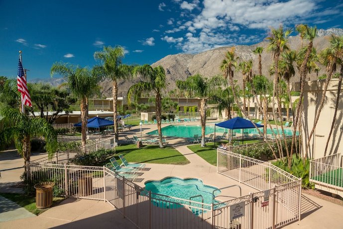 Days Inn by Wyndham Palm Springs