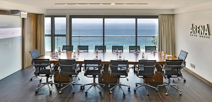 Arena Leme Hotel