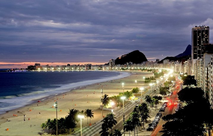 Arena Leme Hotel