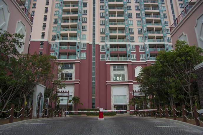 Grande Caribbean Family Apartment