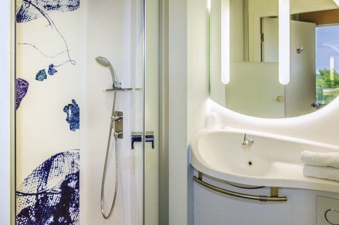 ibis budget Saint Quentin Yvelines - Velodrome