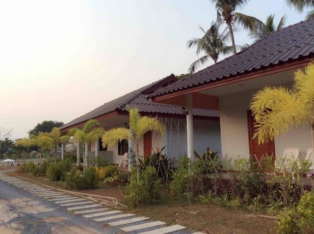 Lanta Wanida Resort