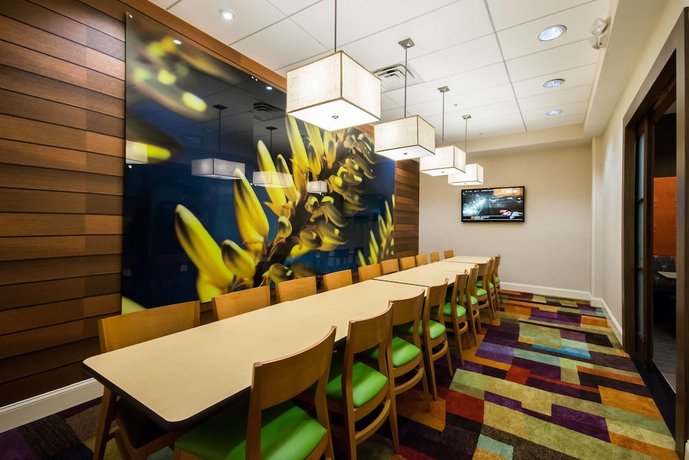 Fairfield Inn & Suites by Marriott Orlando International Drive/Convention Center