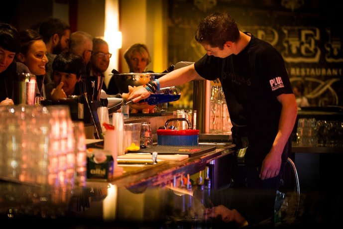 Bar_Restaurant