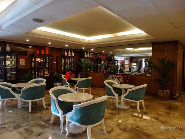 Aloha Hotel