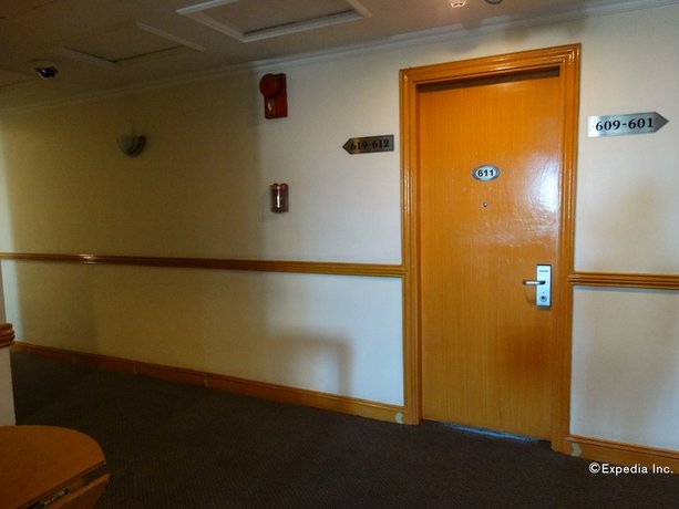 Aloha Hotel
