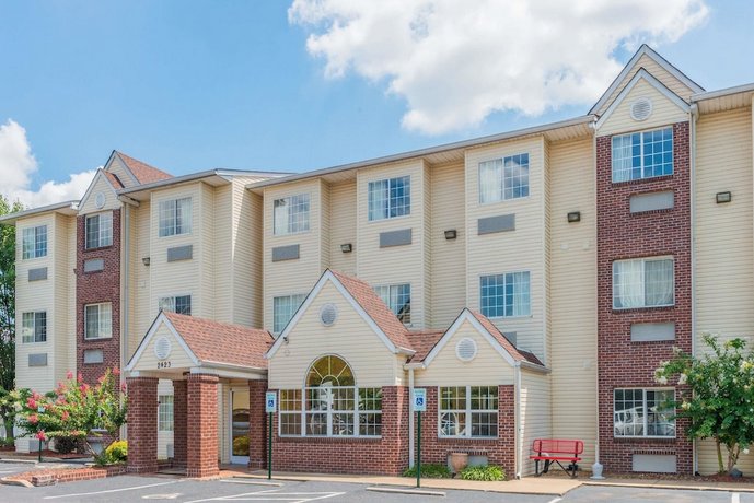Microtel Inn & Suites by Wyndham Cordova Memphis By Wolfchas