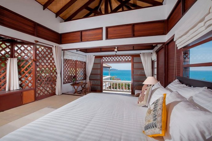 Baan Khunying - Secluded Phuket Beachfront Villa