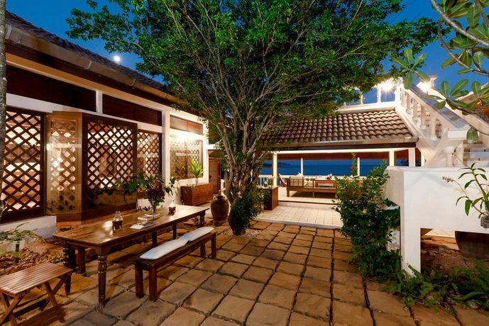 Baan Khunying - Secluded Phuket Beachfront Villa