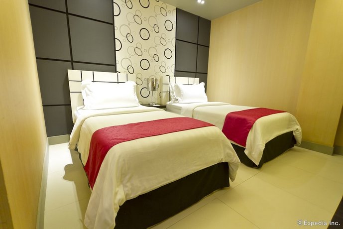 Eloisa Royal Suites
