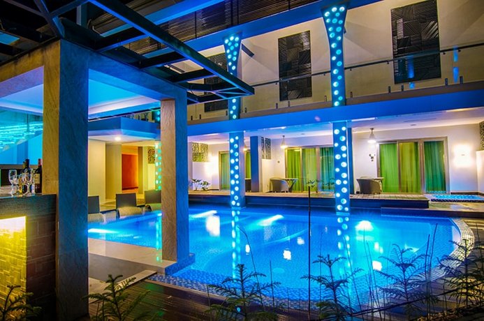 Eloisa Royal Suites