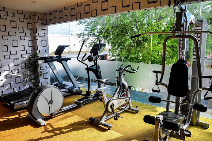 Eloisa Royal Suites