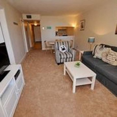 Holiday Towers by Elliott Beach Rentals