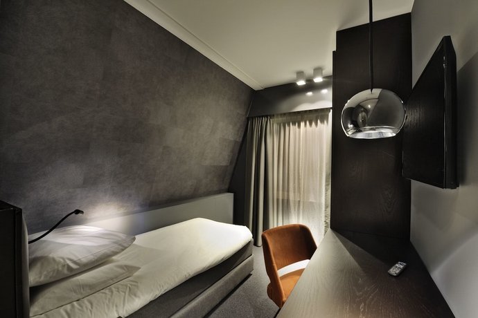 Amsterdam Forest Hotel