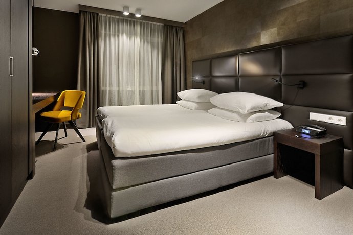 Amsterdam Forest Hotel