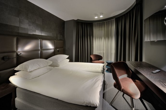 Amsterdam Forest Hotel
